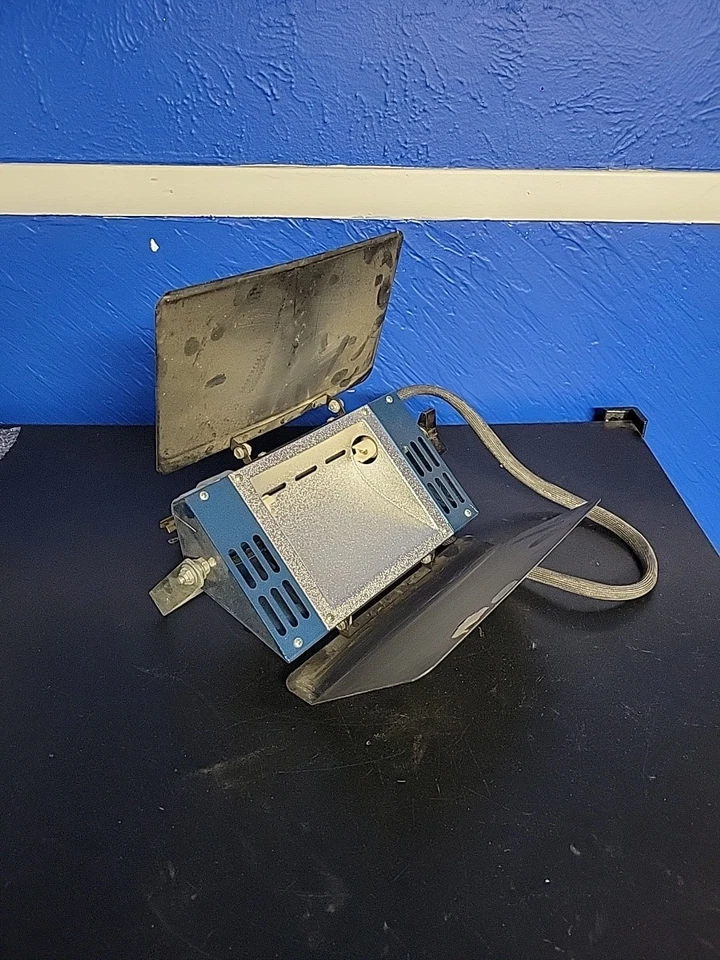 Colortran 108-005 Spot Set Light  - Image 1 of 4