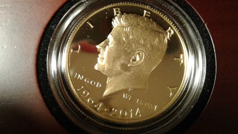 2014 50th Anniversary Kennedy Gold Half Dollar Proof - Box & CoA Cover