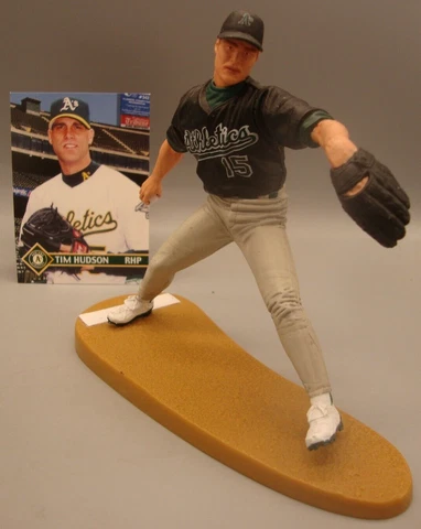 2001 LOOSE SLU STARTING LINEUP FIGURE TIM HUDSON OAKLAND ATHLETICS A's Cover
