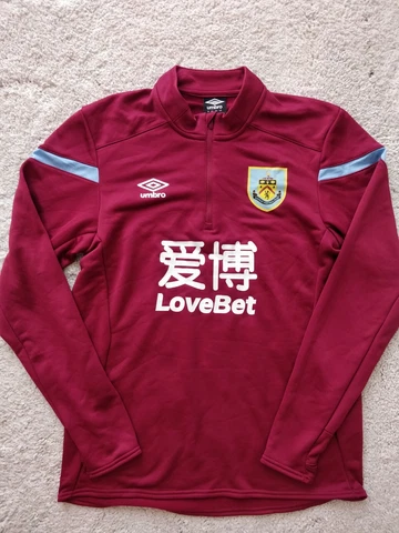 Umbro BURNLEY FC Jacket Soccer Football England Burgundy Sweatshirt LoveBet Cover