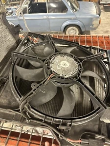2008-2014 BMW X5 X5M X6 X6M (E70 E71) 850 WATT RADIATOR COOLING FAN ASSEMBLY - Picture 1 of 2