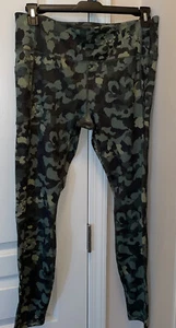 Avia Leggings Women Size (16-18)XL Camou Print Green New - Picture 1 of 3