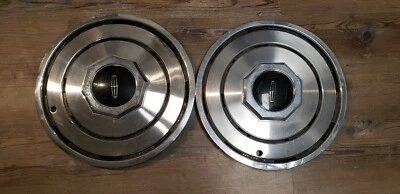 Juego de 2 tapacubos Lincoln Town Car 1980 1981 1982 1983 1984 1985 1986 1987 1988  Foto 1 de 4