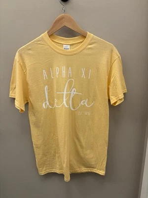 Alpha XI Delta Mujer Camiseta Mediana 100% Algodón Amarillo Foto 1 de 4