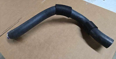 Manguera de refrigerante moldeada Napa NBH 8257 1-1/4" X 1-1/4" X 24" apta para Toyota MR2 1985-1989 Foto 1 de 2