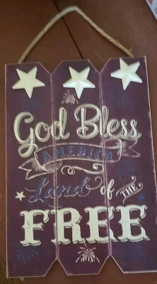 Wooden Rustic God Bless America Plaque.  - Image 1 of 3