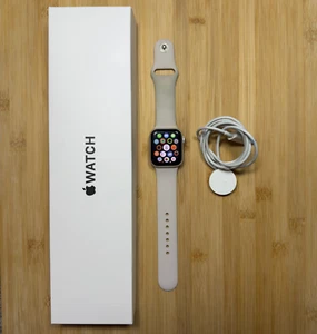 Apple Watch SE 2nd Generation - GPS - 40mm - Silver - 85% BH - Zdjęcie 1 z 12