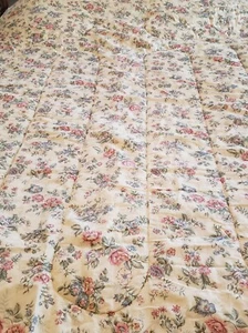 Vintage King Size Floral Comforter, Shabby Chic, Farmhouse Country - Picture 1 of 15