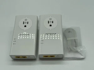 Netgear Powerline 2000 + Extra Steckdose (PLP2000-100PAS) - 2er Pack - Bild 1 von 4