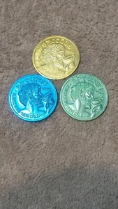 2023 Mardi Gras Krewe Of Bacchus Gold 15 Ga , Blue 10 Ga ,Green 10 Ga Doubloons - Picture 1 of 2