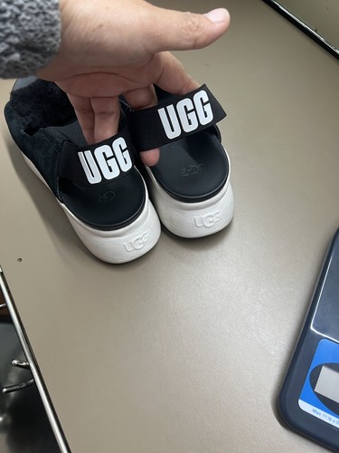 Sandali neri UGG Graphic La Shores logo grafico taglia 8 5 cinturini plateau comfort