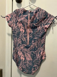 Art Class girls swimsuit size 7/8 M Pink Gray One Piece Target back zip s/s EUC! - Picture 1 of 4