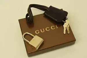 Authentic Gucci Brown Leather Bag Charm SP Lock Ket Hider Fashion Accessory - Picture 1 of 17