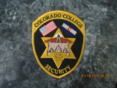 1 PARCHE DE SEGURIDAD UNIVERSITARIA COLORADO SOLO PARA EXHIBICIÓN Foto 1 de 3