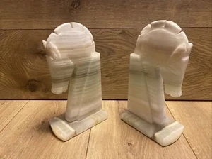 Schöne Vintage Onyx Stein handgeschnitzt große Pferdekopf Ritter Buchstützen (Paar) - Bild 1 von 12