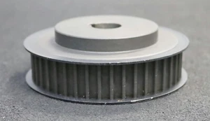 Stahl Zahnscheibe Pulley mit beidseitiger Bordscheibe 44-8M-20 Profil: 8M Z=44 - Bild 1 von 8