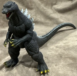 Godzilla 2004 2005 Standard Bandai 6" Grey spikes Toho Figure Toy Rare - Picture 1 of 7