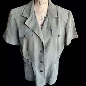 Dressbarn Kurzarm elegante Jacke Gr. 16 Wildleder Utility minimalistisch Militär weich - Bild 1 von 8