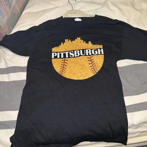 Pittsburgh Baseball Black Tshirt Size Medium - Picture 1 of 5
