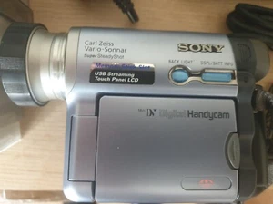 Sony Mini DV Digital Handycam Carl Zeiss Vario-Sonnar super SteadyShot - Picture 1 of 19