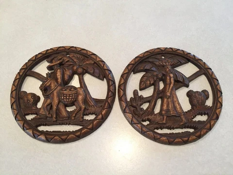 Vtg SYROCO WOOD Mexican Women & Man WALL cactus HANGING 4” southwestern desert Cover