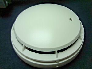 Simplex 4098-9601 Photoelectric Smoke Detector Head +300 AVAIL FREE SHIPPING !!!