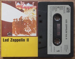 LED ZEPPELIN - II (ATLANTIC K440037) 1980s EUROPE CASSETTE REISSUE GREY LABELS - Picture 1 of 3