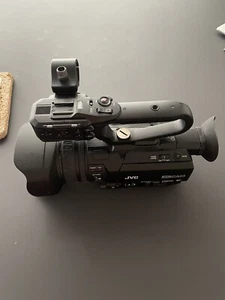 JVC GY-HM170 4k Camera - Photo 1/5