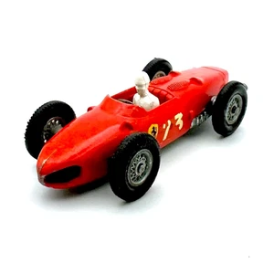Matchbox Lesney Series 73 F1 Ferrari with Driver, Made in England - Picture 1 of 7