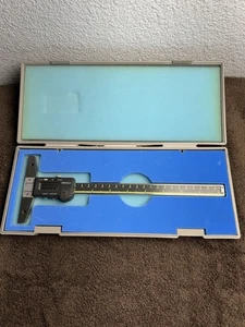 MITUTOYO DIGIMATIC DEPTH GAUGE (0~200mm) VDS-8” DC - Picture 1 of 12