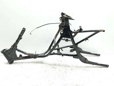 01 Suzuki GZ 250 quadro principal CLN reto - Imagem 1 de 4