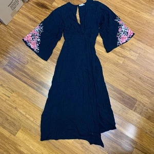 Billabong Marine Blumendruck Glockenärmel Wickel Maxi Kleid Kimono Stil Medium - Bild 1 von 8