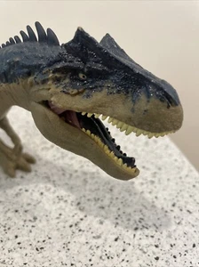 Modellino Jurassic World Dino Escape Allosaurus 2021 Mattel - Foto 1 di 10