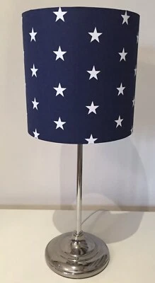 Pantalla Hecha a Mano Azul Marino con Estrellas Blancas, Techo o Lámpara, Varios Tamaños Foto 1 de 3