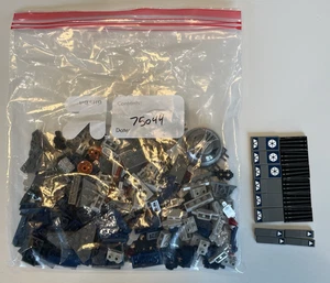 LEGO Star Wars: Droid Tri-Fighter (75044) Droid Only - Picture 1 of 4