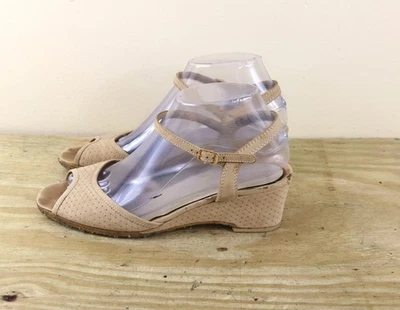 Женские босоножки Salvatore Ferragamo Boutique 8,5 А узкие желтовато-коричневые замшевые на танкетке винтажные - Изображение 1 из 4