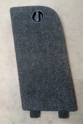 Volkswagen Tiguan 2009-2017 TRASERO DERECHO área de carga almacenamiento panel de cubierta de acceso Foto 1 de 4