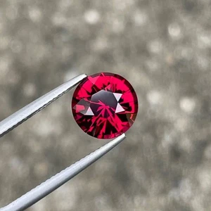 5.08 Carats Red Garnet Stone Round Shape Natural Tanzanian Loose Gemstone - Picture 1 of 6