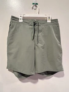 Ten Thousand Mens Small The Foundation Shorts 7" Lined Green Polyester - Picture 1 of 5