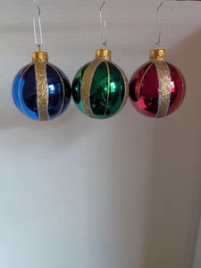 3- Vintage UT 2 1/2" Round Glass Christmas Ornaments - Picture 1 of 7