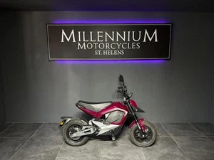 MGB TROMOX MINO ELECTRIC MOPED WITH MASSIVE REDUCTION RIDE ON L PLATES 50CC - Picture 1 of 13