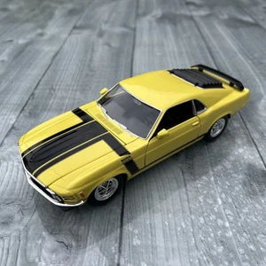 WELLY FORD MUSTANG (1970) BOSS 302 NEX YELLOW & BLACK 1:24 DIECAST 22088W - Picture 1 of 24