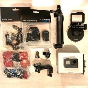 GoPro HERO5 Black Camera with 4 Genuine Accessories and 64GB microSD Card - Picture 1 of 12