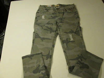 MUDD ADJUSTABLE WAIST SUPER SKINNY STRETCH CAMO JEANS GIRLS SZ 12 1/2 NWT - Image 1 of 3
