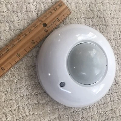 P003 Infrared Motion Detector Sensor 360 degree coverage PIR - Image 1 of 4