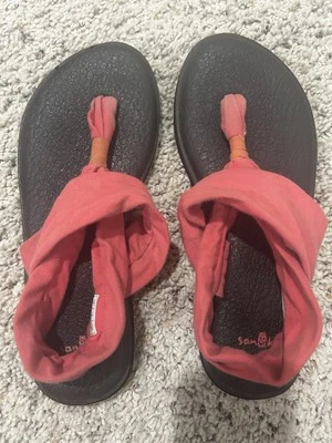 Sandalias Sanuk Yoga Mat Sling para mujer 8 Coral Informal Playa Verano Zapatos Chanclas Foto 1 de 4