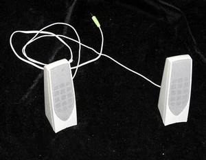 1 pair Vintage MP 03 Computer Mini Portable Speakers - Picture 1 of 7