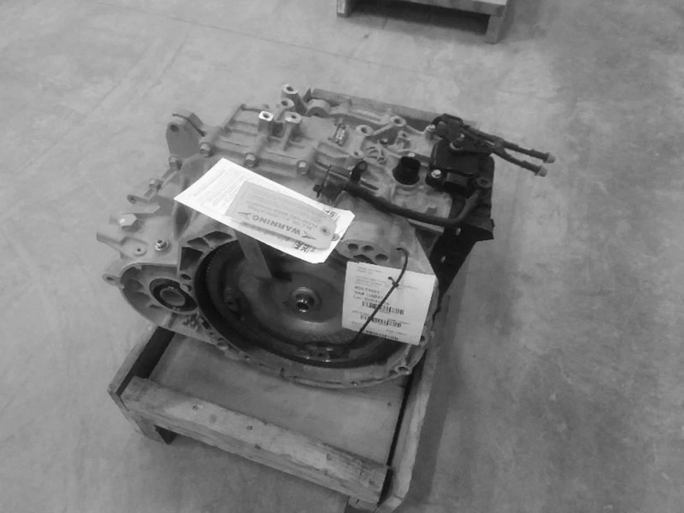 Used Automatic Transmission Assembly fits: 2011 Kia Sorento AT 2.4L FWD from 06/ - Imagem 1 de 1