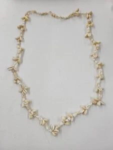 Vintage Handmade Shell Necklace. Good Condition! Unbranded - Picture 1 of 8