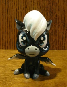 Disney Showcase Collection #6001167 BABY PEGASUS, 5.67" From Retail Store NIB - Picture 1 of 2
